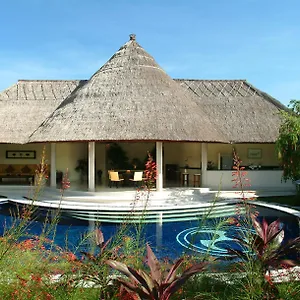  Villa The Dusun Indonesia